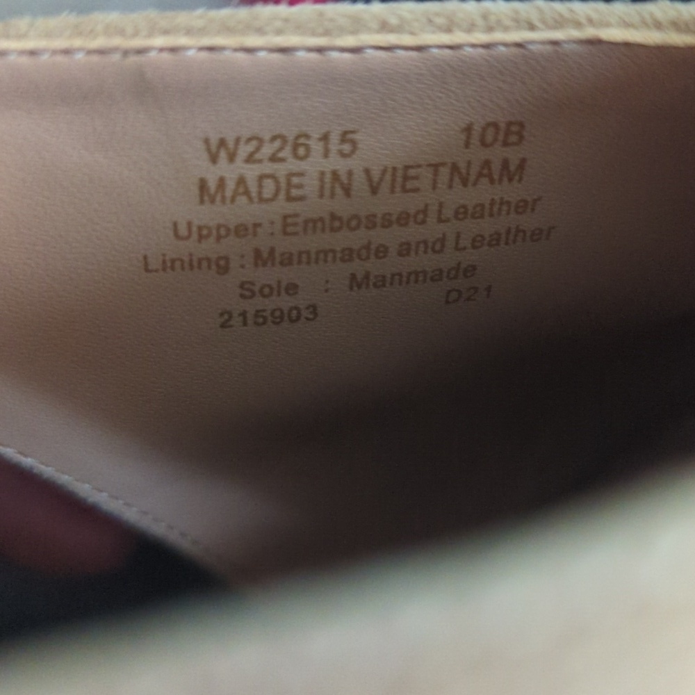 Cole Haan Grandseries Leather Tan Heels With Adjustable Ankle. 2.5" Heel. - Picture 7 of 7